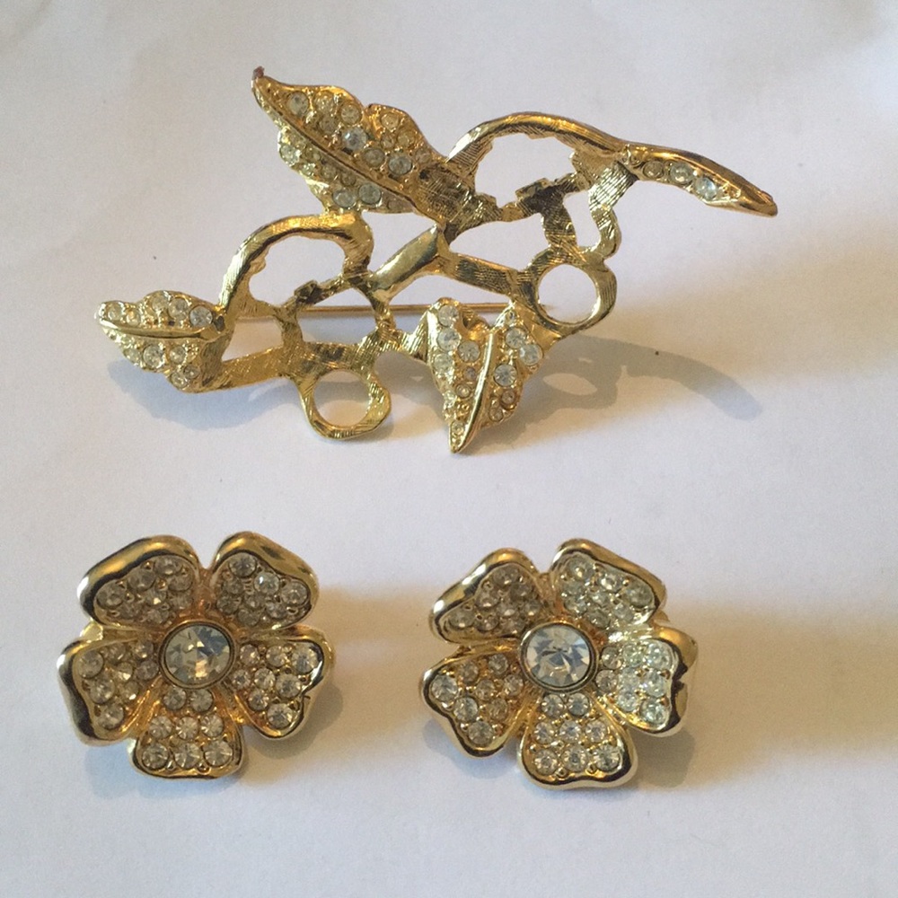 Joan Rivers Brooch Pin & Matching Earring Set - Picture 3 of 4